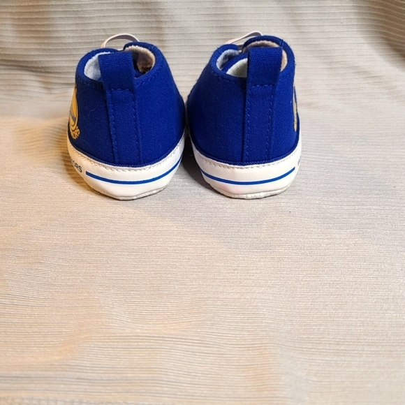 Baby Fanatics Warriors Crib Shoes - Picture 13 of 13
